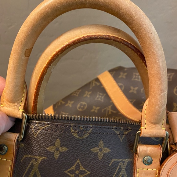 Louis Vuitton Monogram Keepall Bandouliere 50 - Picture 11 of 14